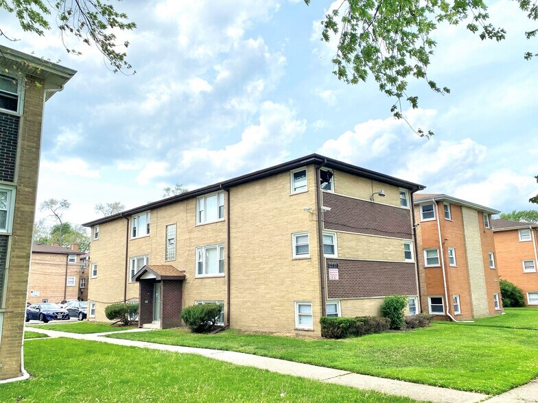 More Photos Of , Midlothian Multifamily For Sale