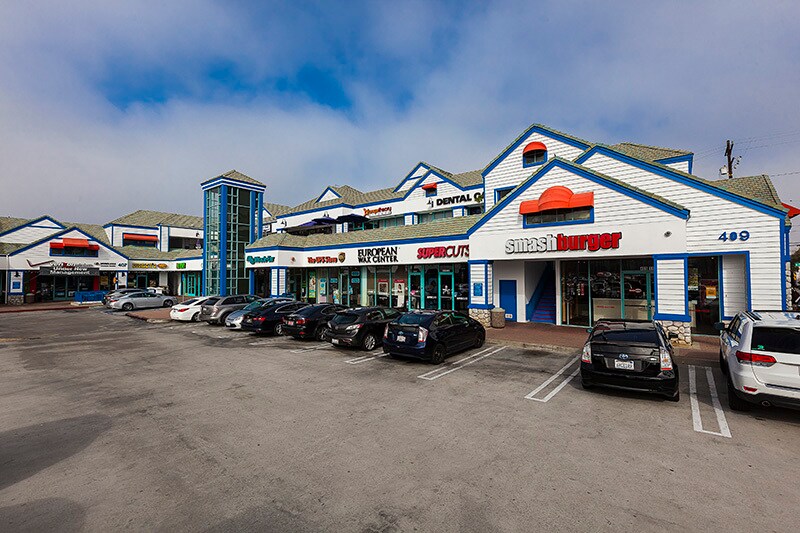 More Photos Of 401-413 N Pacific Coast Hwy, Redondo Beach Unknown For Lease