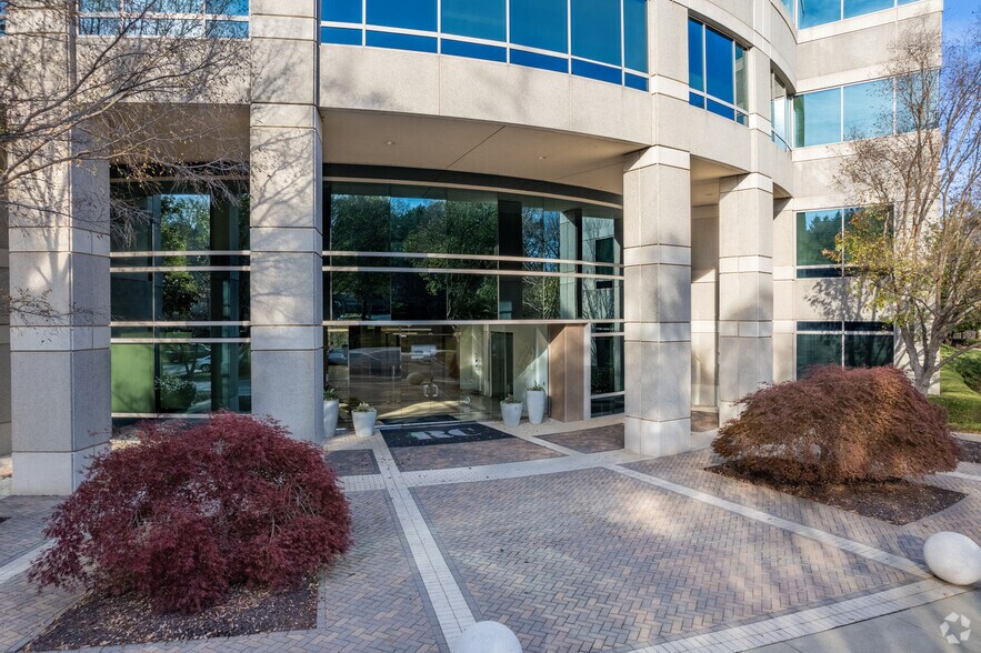 More Photos Of 11700 Great Oaks Way, Alpharetta Office For Lease