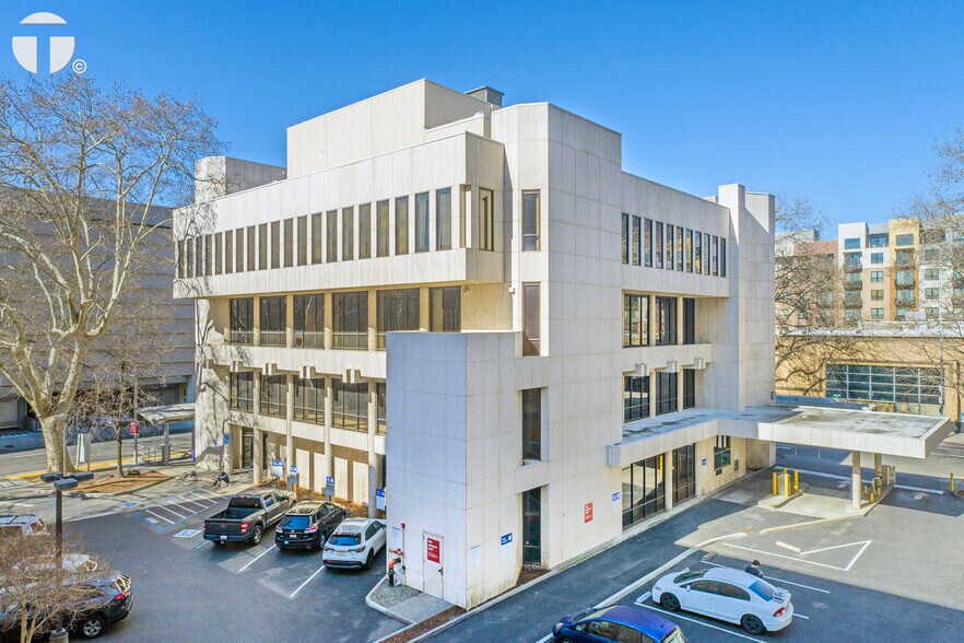 More Photos Of 700 L St, Sacramento Office For Sale