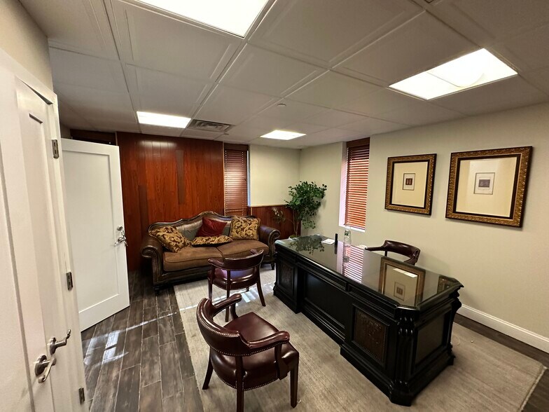 More Photos Of 4865 Arthur Kill Rd, Staten Island Warehouse For Sale