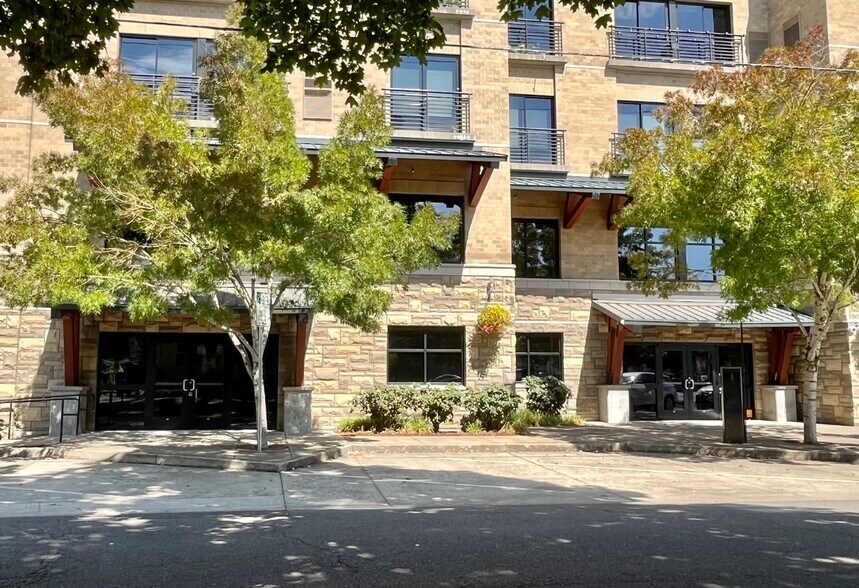 More Photos Of 777 Commercial St SE, Salem Office For Sale