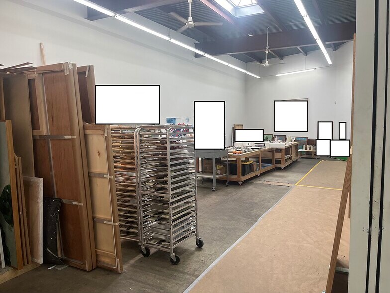 More Photos Of 1231 Flushing Ave, Brooklyn Warehouse For Lease