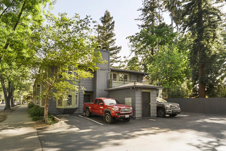 More Photos Of 1800 U St, Sacramento Apartments For Sale