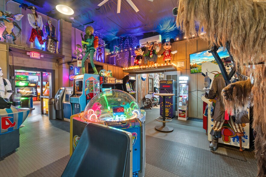 More Photos Of 208 N Molalla Ave, Molalla General Retail For Sale