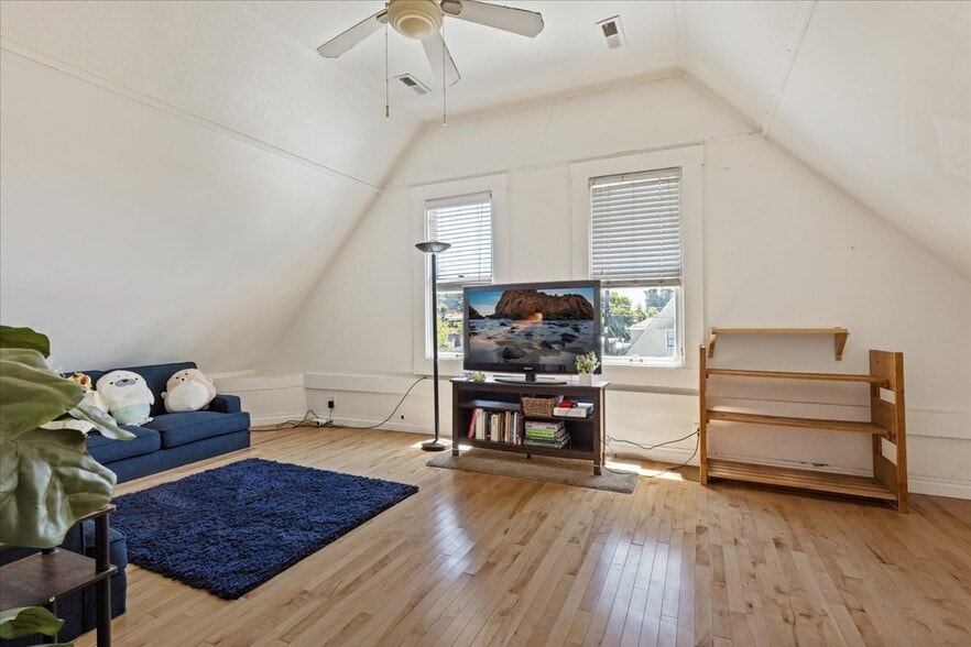 More Photos Of 2243-2245 Ashby Ave, Berkeley Apartments For Sale