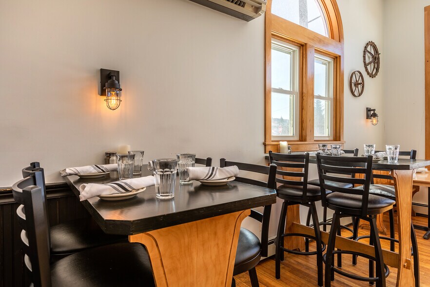 More Photos Of 3621 Vt-103, Mount Holly Restaurant For Sale