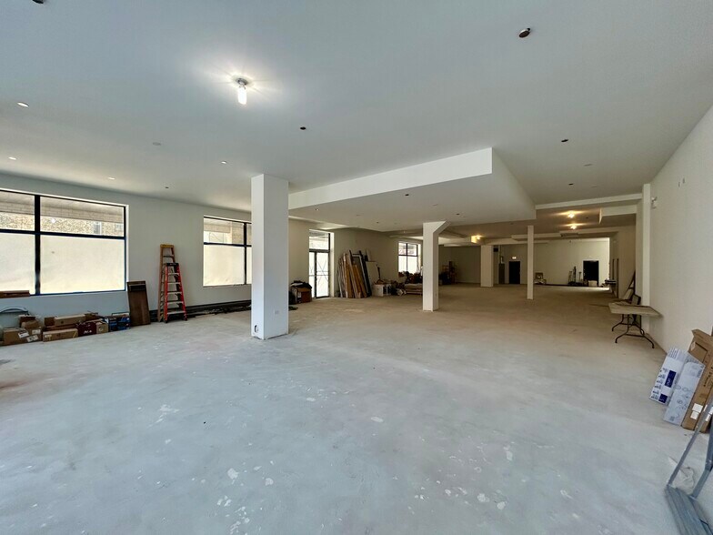 More Photos Of 1606 S Ashland Ave, Chicago Apartments For Lease