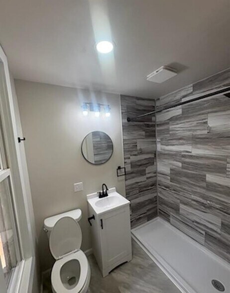 More Photos Of 1611 W Barker Ave, Peoria Multifamily For Sale