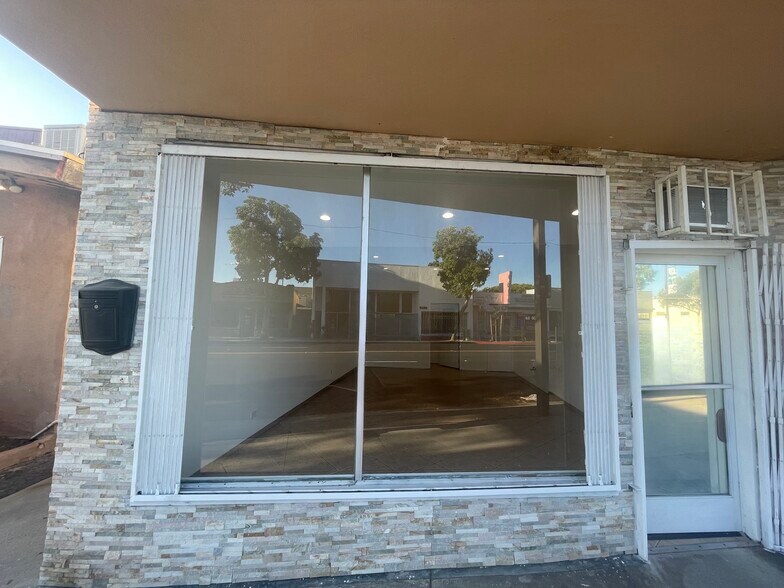 More Photos Of 3915 Tweedy Blvd, South Gate Specialty For Lease