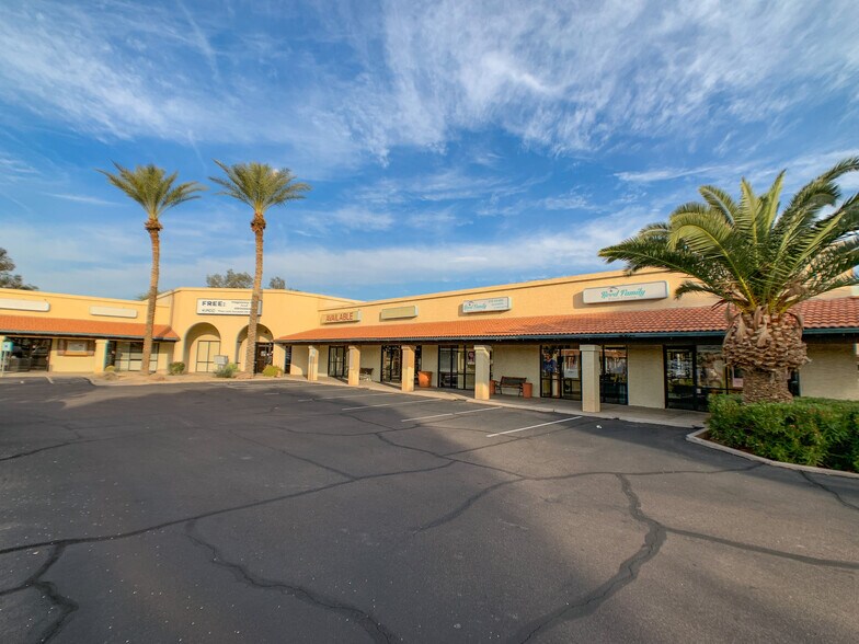 More Photos Of 590 N Alma School Rd, Chandler General Retail For Sale