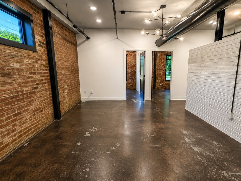 More Photos Of 413 Spears Ave, Chattanooga Loft Creative Space For Lease