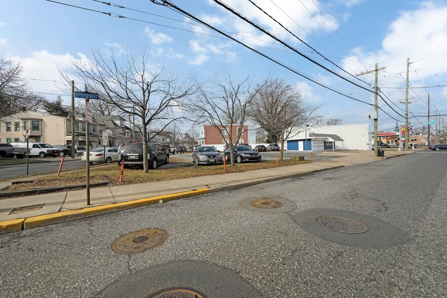 More Photos Of 201 S Broadway, Gloucester City Restaurant For Sale