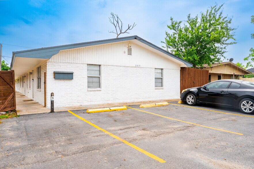 Primary Photo Of 2513 Beaumont Ave, McAllen Apartments For Sale