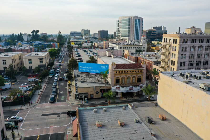 More Photos Of 300 N Main St, Santa Ana Storefront For Sale