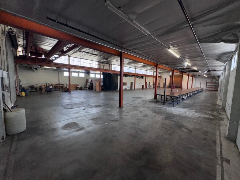 More Photos Of 8454 Trojan St, Pico Rivera Manufacturing For Lease
