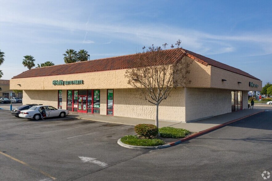 More Photos Of 8600-8800 Whittier Blvd, Pico Rivera Unknown For Lease