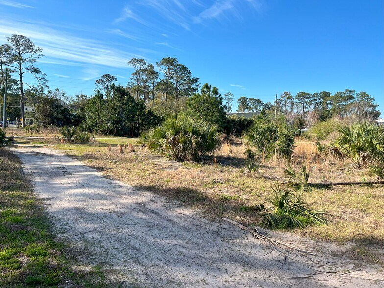 More Photos Of 2005 Mayport Rd, Jacksonville Land For Lease