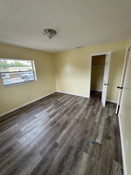 More Photos Of 712-714 S F St, Lake Worth Apartments For Sale