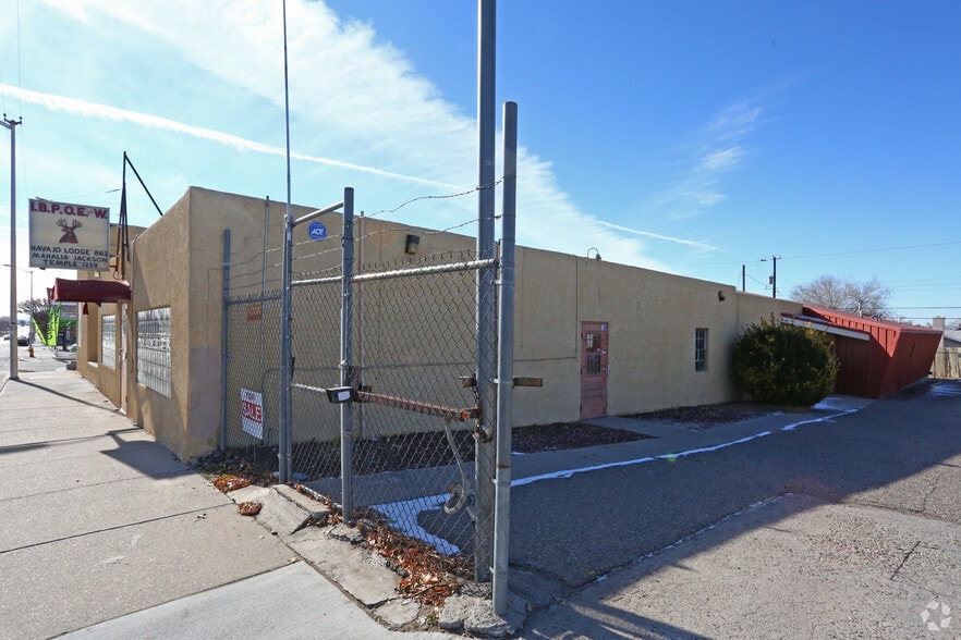 More Photos Of 1511 Broadway Blvd SE, Albuquerque General Retail For Sale