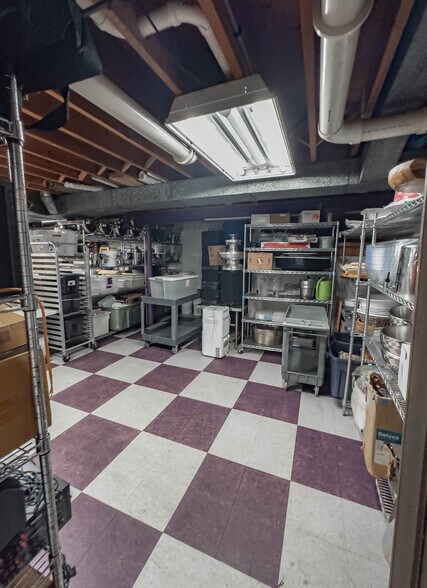 More Photos Of 205 Main St, Onalaska Specialty For Sale