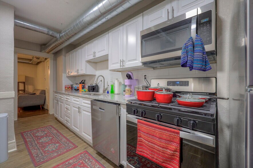 More Photos Of 4220 Harrison St, Kansas City Apartments For Sale