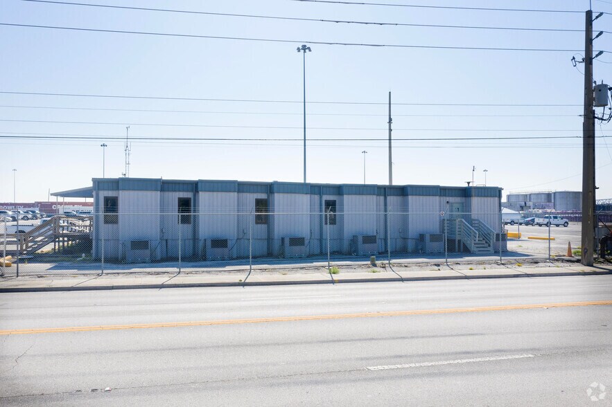 More Photos Of 1163 Talleyrand Ave, Jacksonville Manufacturing For Lease