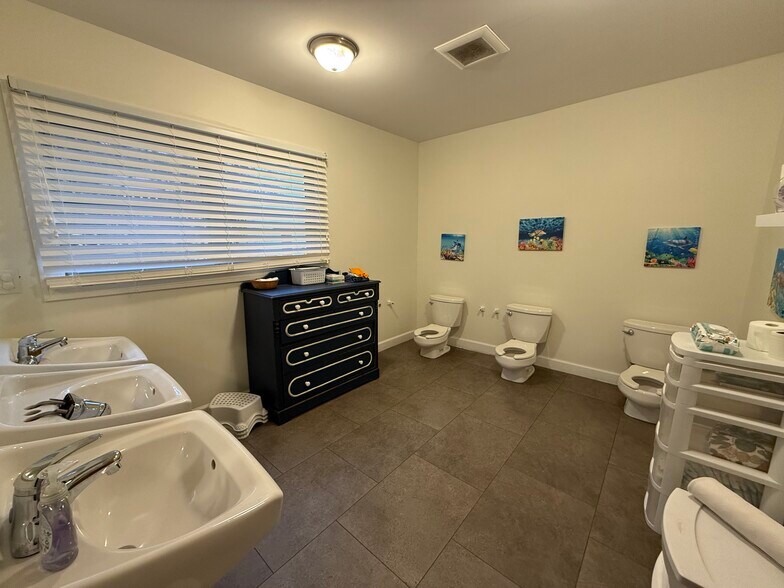 More Photos Of 942 E 3rd St, Monroe Schools For Sale