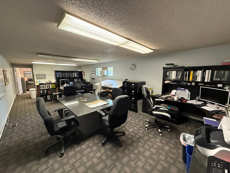 More Photos Of 205 S Dawson St, Seattle Manufacturing For Lease