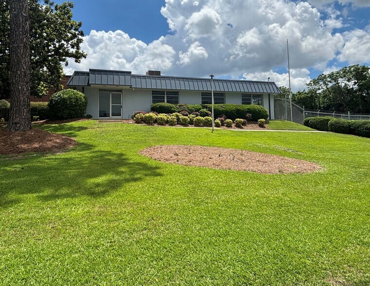 More Photos Of 3350 Hamilton Blvd SW, Hapeville Manufacturing For Sale