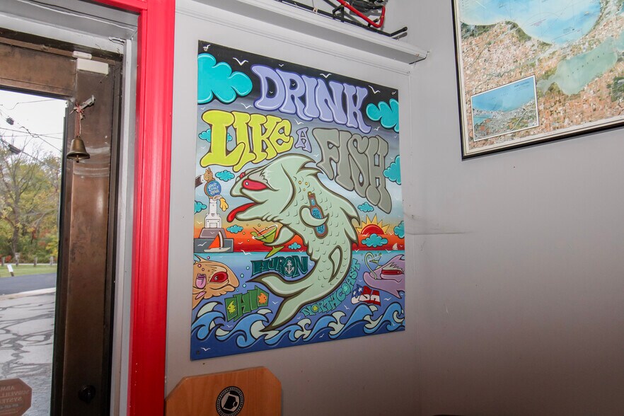 More Photos Of 54 McKinley St, Huron Bar For Sale