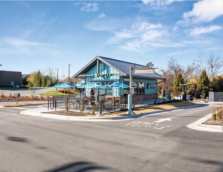 More Photos Of 2521 Eastchester Dr, High Point Fast Food For Sale