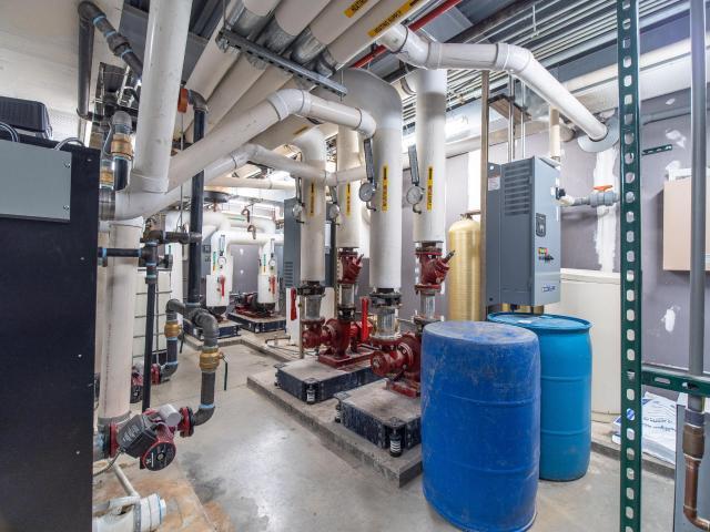 More Photos Of 10 Timberview Ln, Russell Medical For Sale