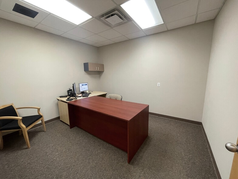 More Photos Of 12124 121A St NW, Edmonton Manufacturing For Sale