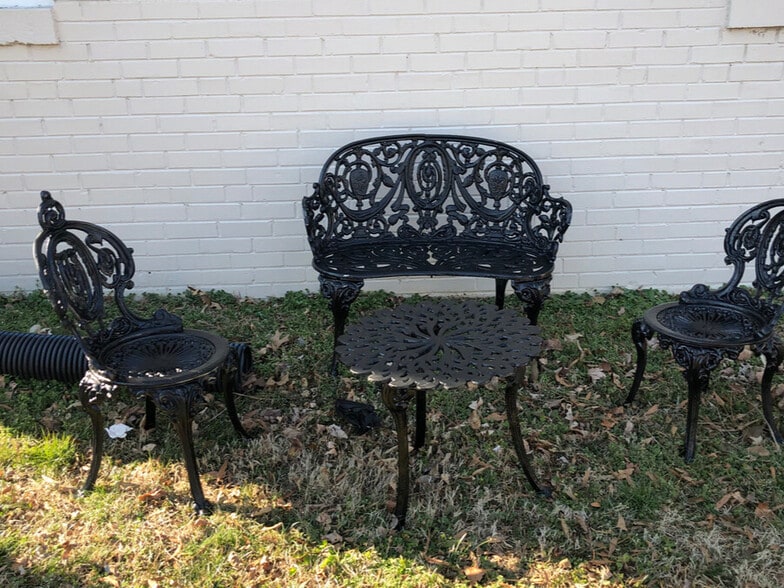 More Photos Of 105 S 4th St, Mebane Medical For Lease