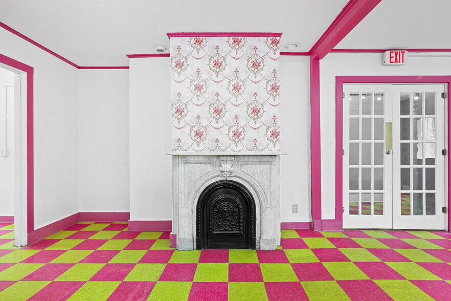 More Photos Of 2 Norwich Rd, East Haddam General Retail For Sale