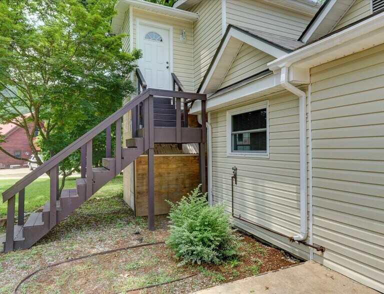 More Photos Of 1110 Cozy Acres Rd, Mountain Pine Apartments For Sale