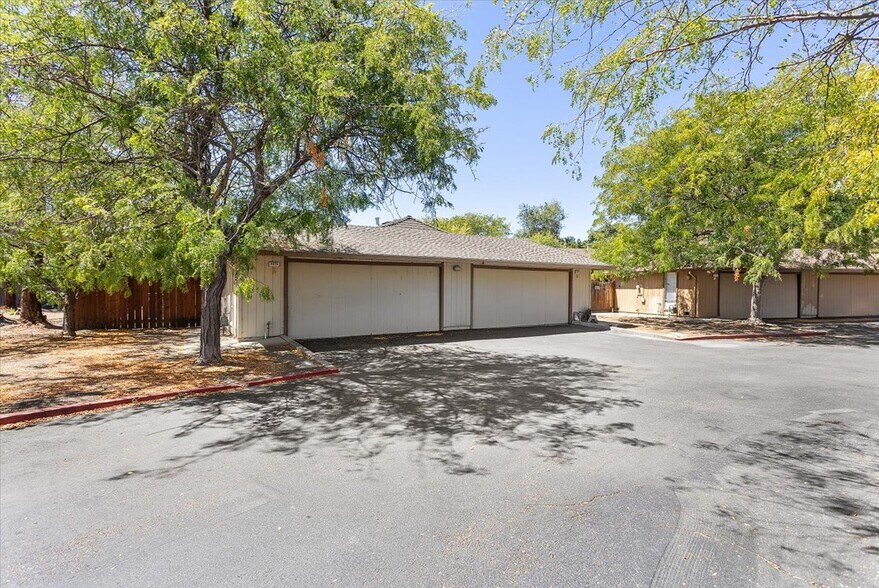 More Photos Of 2275 Whitman Rd, Concord Apartments For Sale