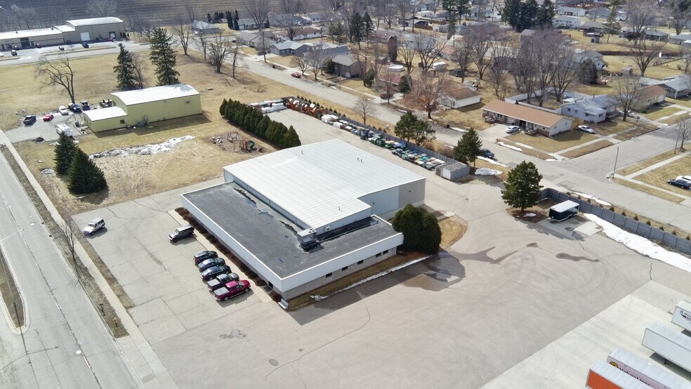 More Photos Of 2104 Beloit Ave, Janesville Warehouse For Lease