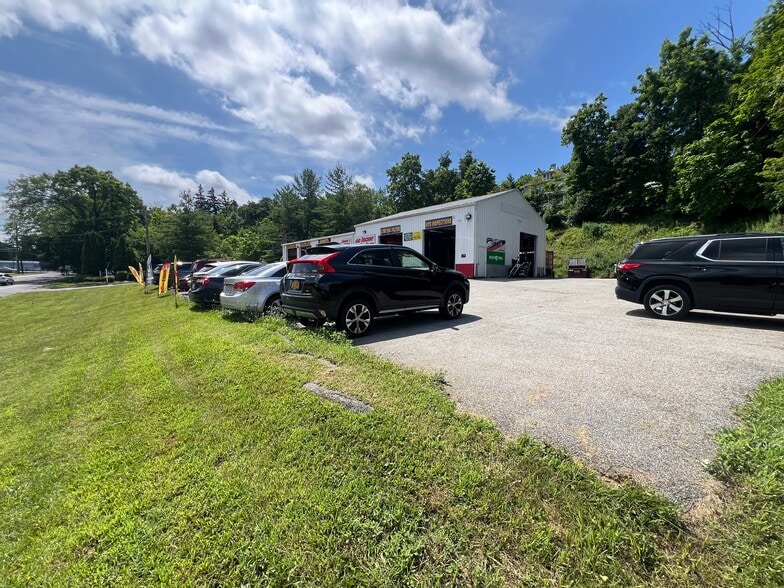 More Photos Of 185 Route 17 M, Harriman Auto Repair For Sale