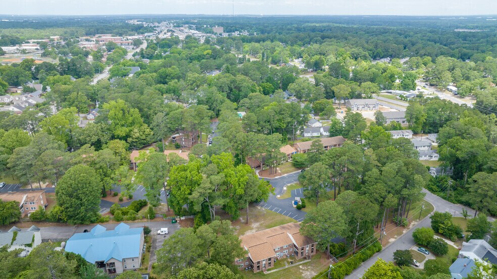 More Photos Of 2109 Elvira St, Fayetteville Apartments For Sale