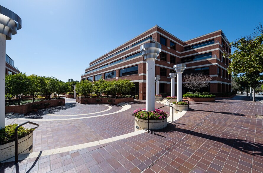 More Photos Of 100 E Corson St, Pasadena Office For Lease