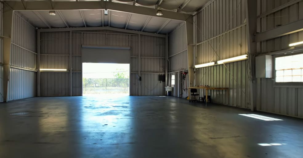 More Photos Of 1911 Dana Dr, Fort Myers Warehouse For Sale