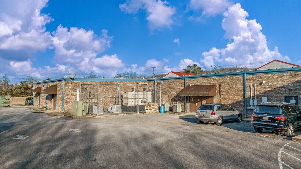 More Photos Of 2202 Jordan Rd SW, Fort Payne Medical For Sale