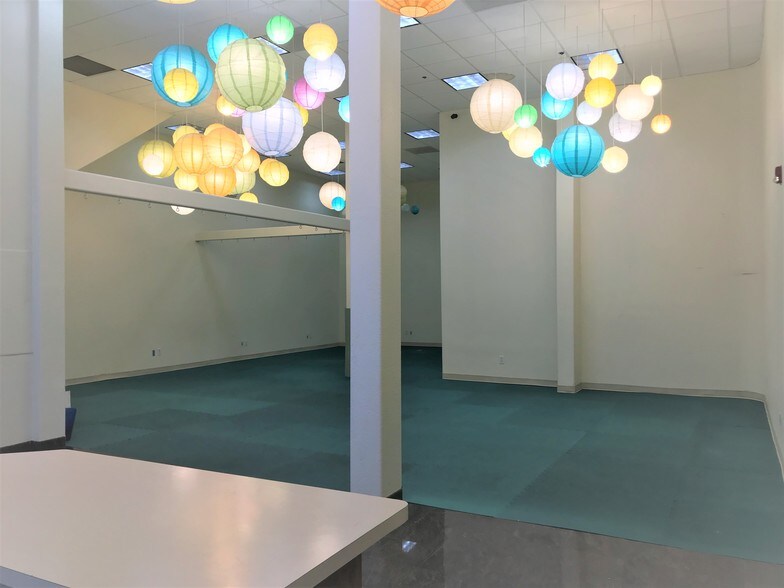 More Photos Of 21-25 Post St, San Jose Storefront Retail Office For Lease