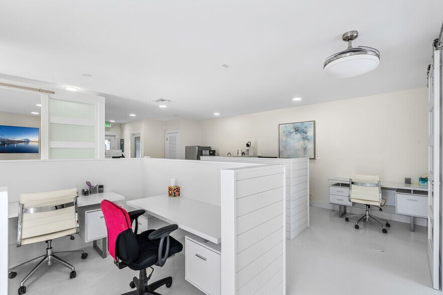 More Photos Of 9300 N A1A, Vero Beach Freestanding For Sale