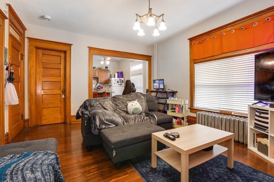 More Photos Of 1145 N Clarkson St, Denver Multifamily For Sale