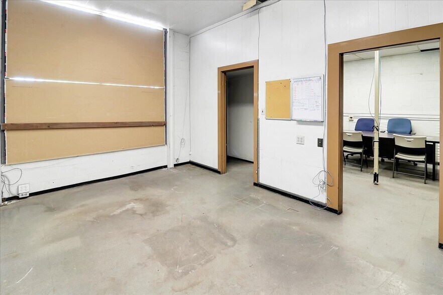 More Photos Of 1520 E Miner Ave, Stockton Manufacturing For Sale