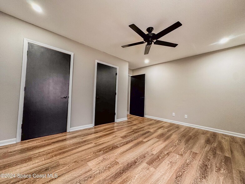 More Photos Of 3034 Jefferson St, Marianna Apartments For Sale