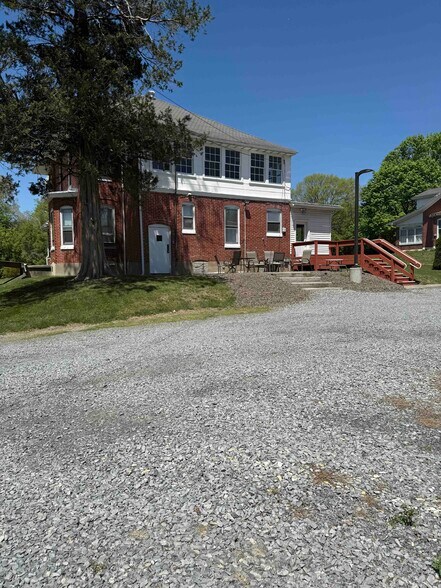 More Photos Of 15250 Kutztown Rd, Kutztown Office Residential For Sale